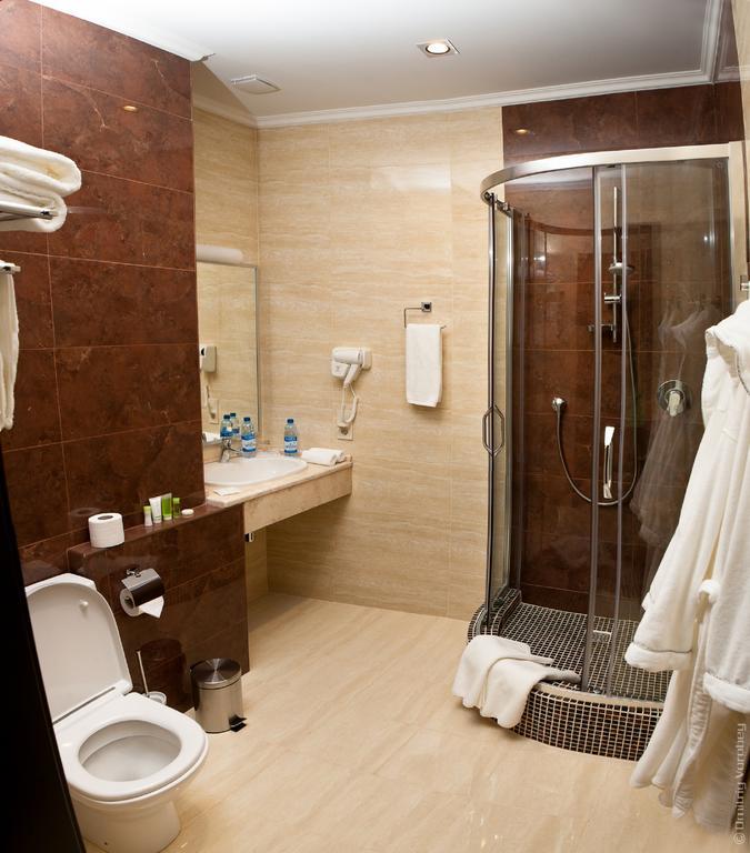 Kiroff Hotel Kharkiv Ruang foto