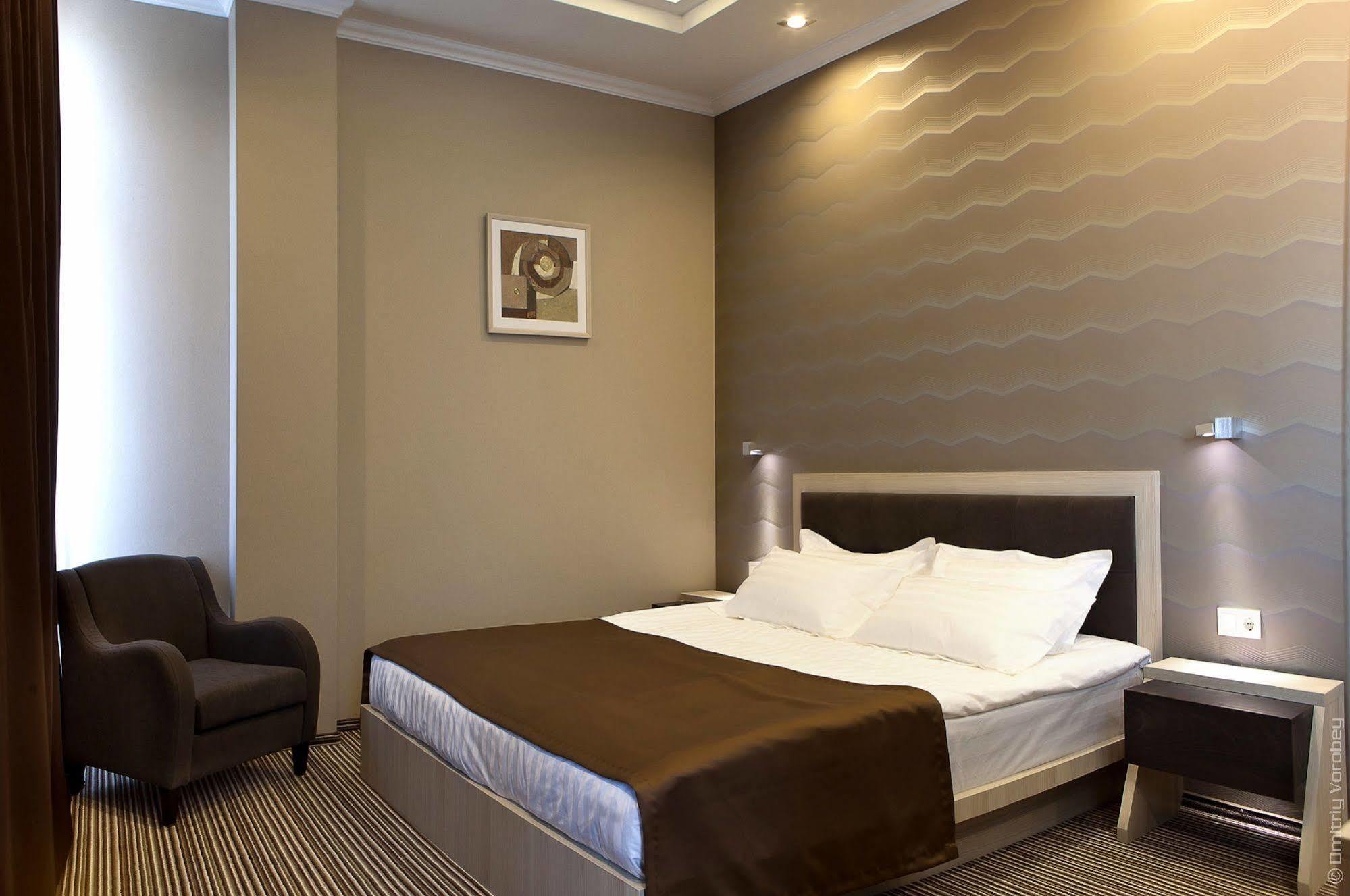 Kiroff Hotel Kharkiv Bagian luar foto