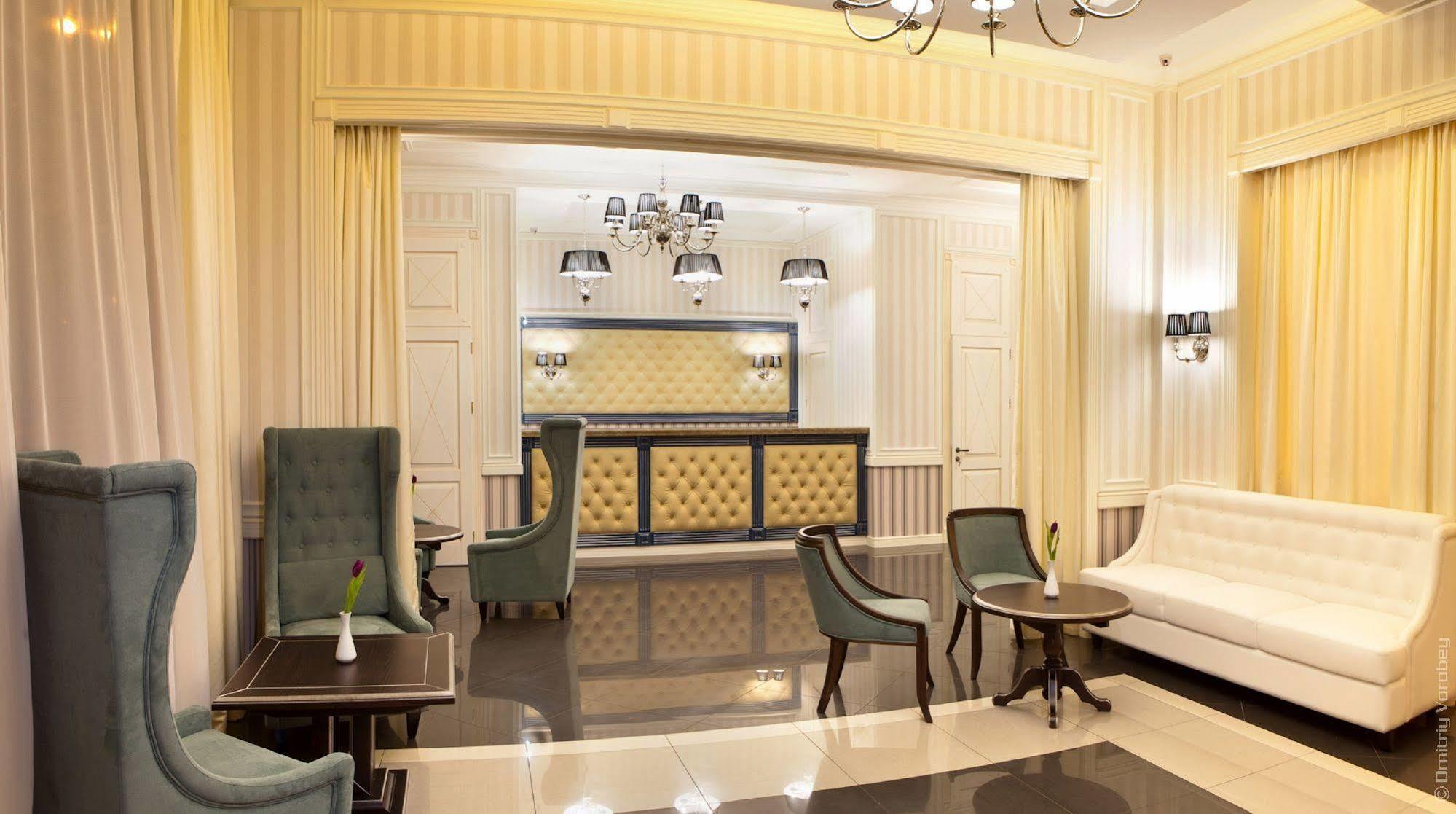 Kiroff Hotel Kharkiv Bagian luar foto